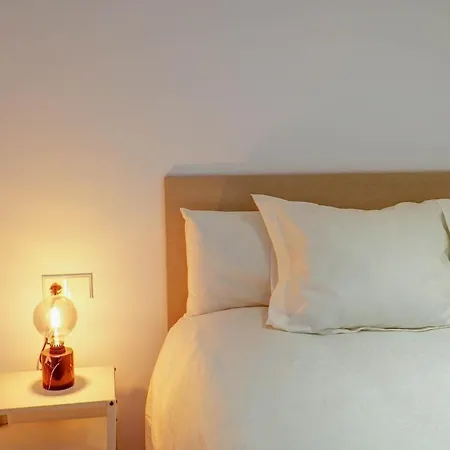דירה Camelot By Hello Homes *